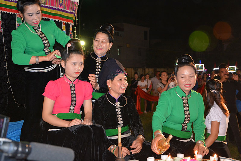 Yên Bái tổ chức màn đại xòe Thái với 2.020 nghệ nhân tham gia